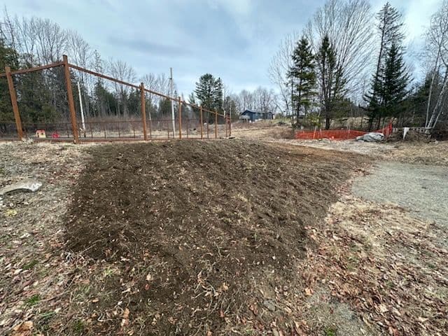 Gallery photos for Expert Garden Preparation in Vermont Hillside: Image #2
